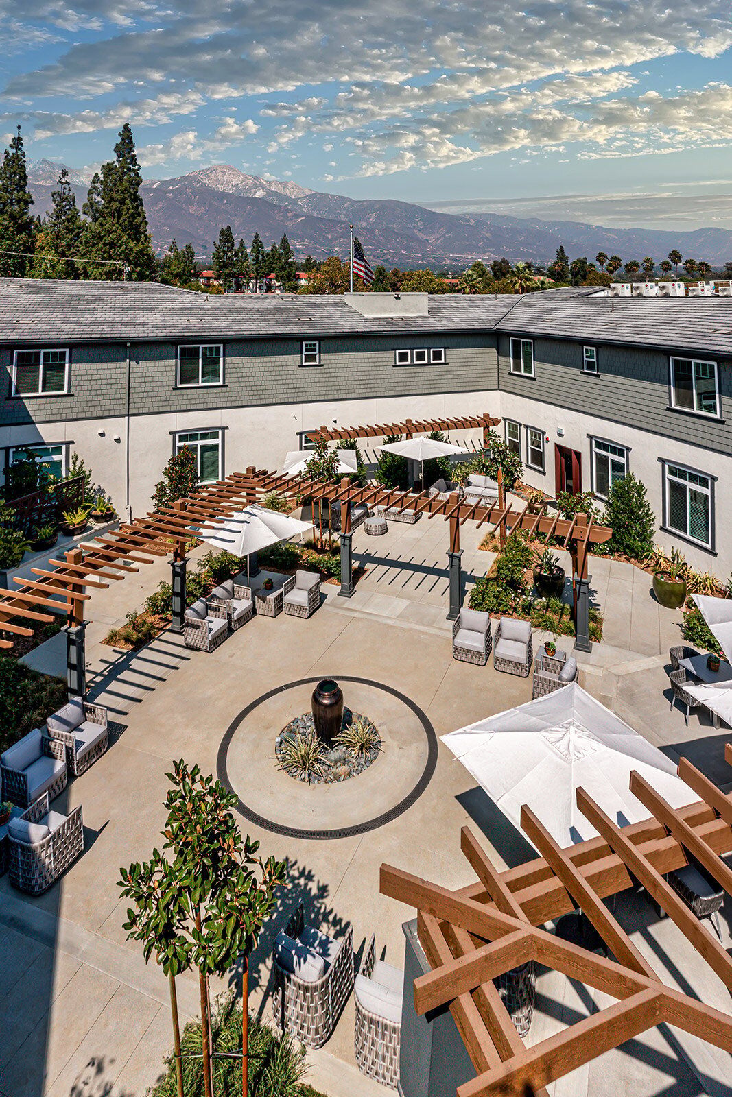 Allara_Courtyard1-2