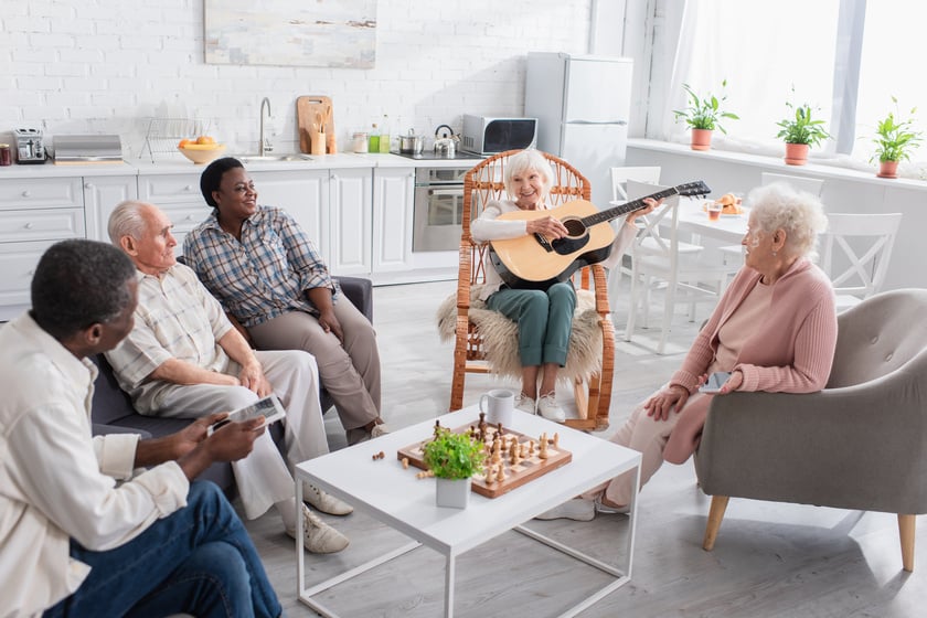the-value-of-independent-senior-living-to-combat-senior-loneliness-img